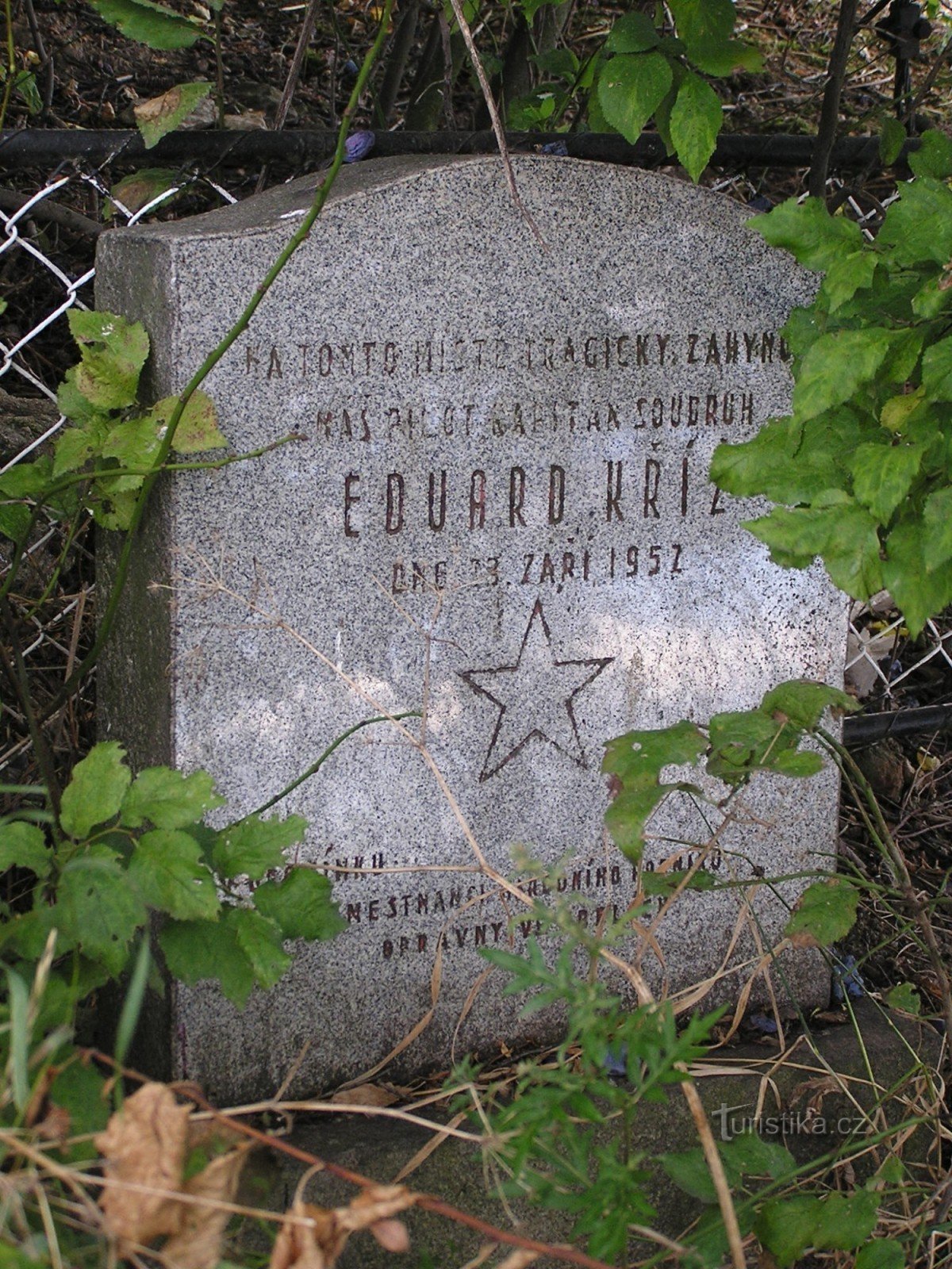 Denkmal für Kapitän Eduard Kříž - 2.9.2003. September XNUMX