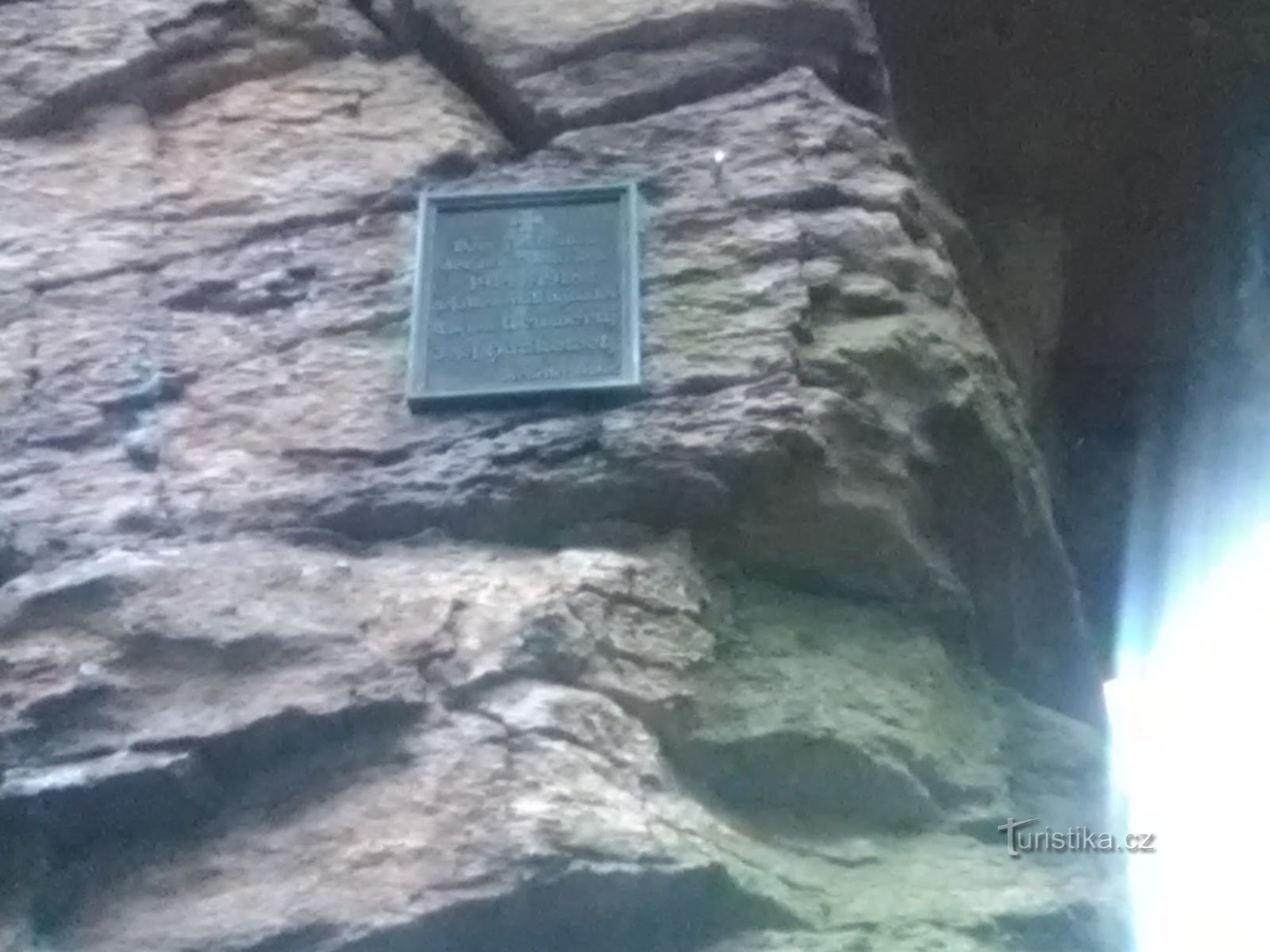 Memorial on the Ladder Rock