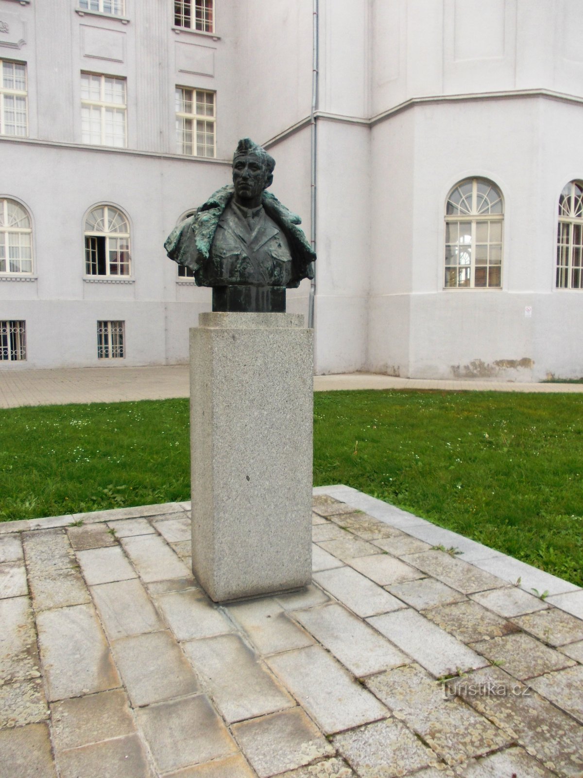 monument voor Antonín Sochor