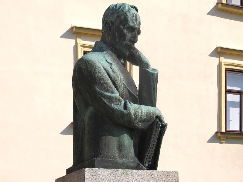 pomník Antonína Sovy