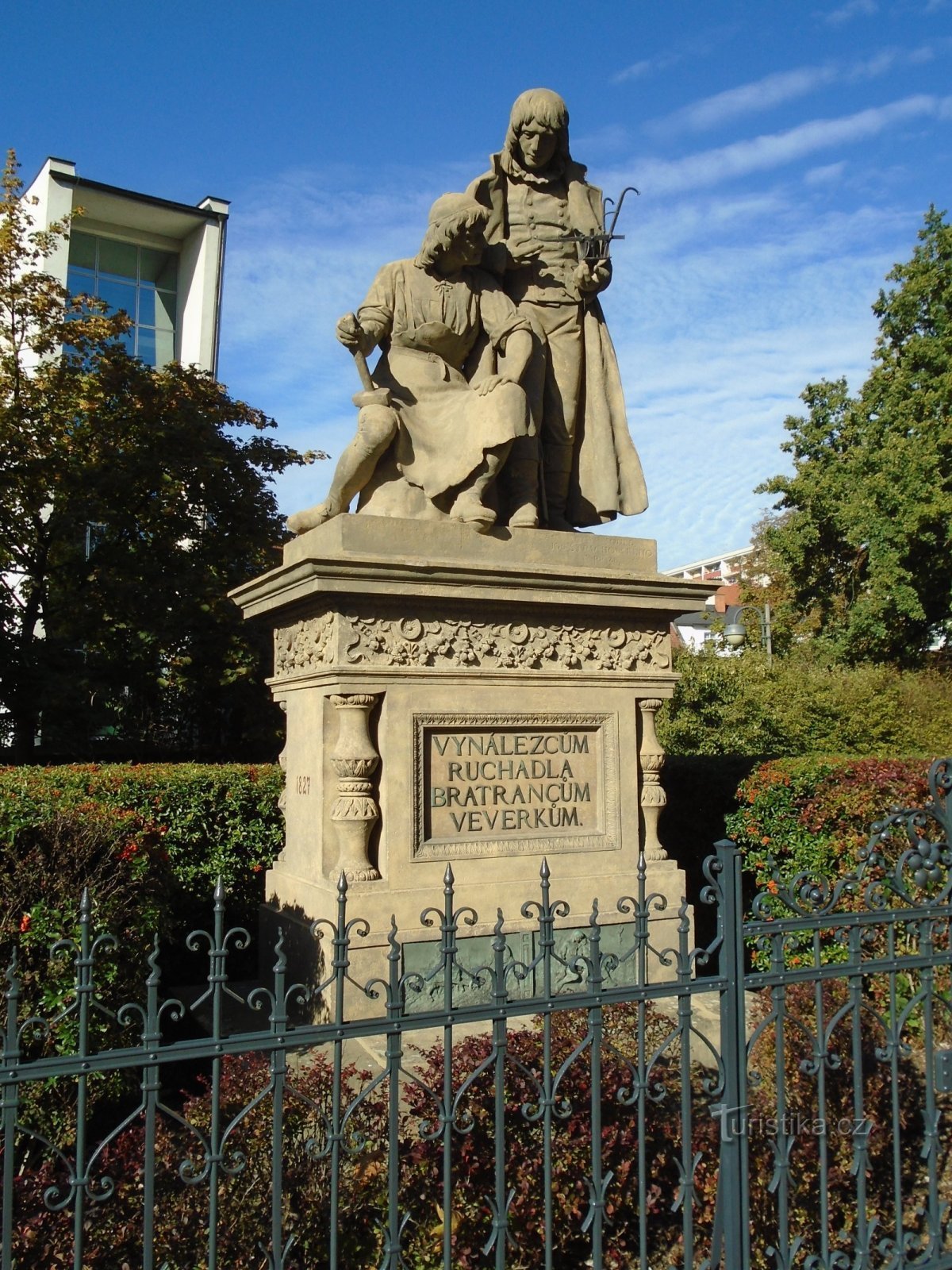 Veverkのいとこへの記念碑（Pardubice）