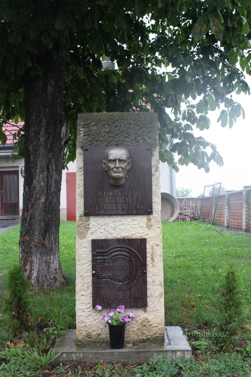 Denkmal für Christian Battaglia