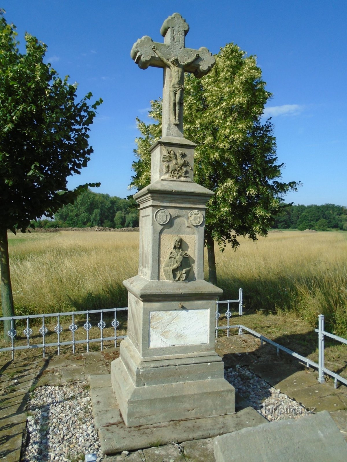 Monument til Eduard Count Stadion of Thannhausen (Dolní Ředice, 26.6.2018/XNUMX/XNUMX)