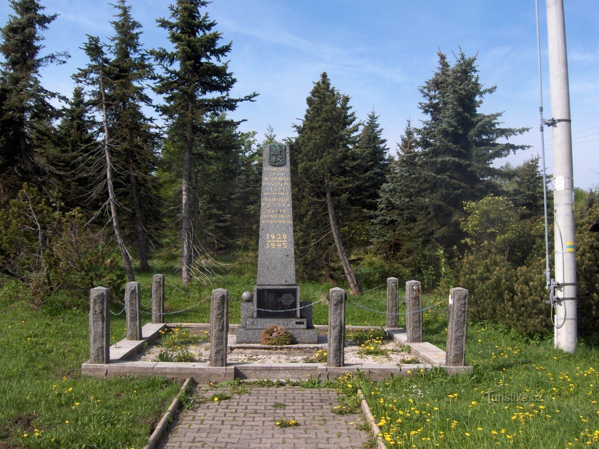 František Koubek の記念碑