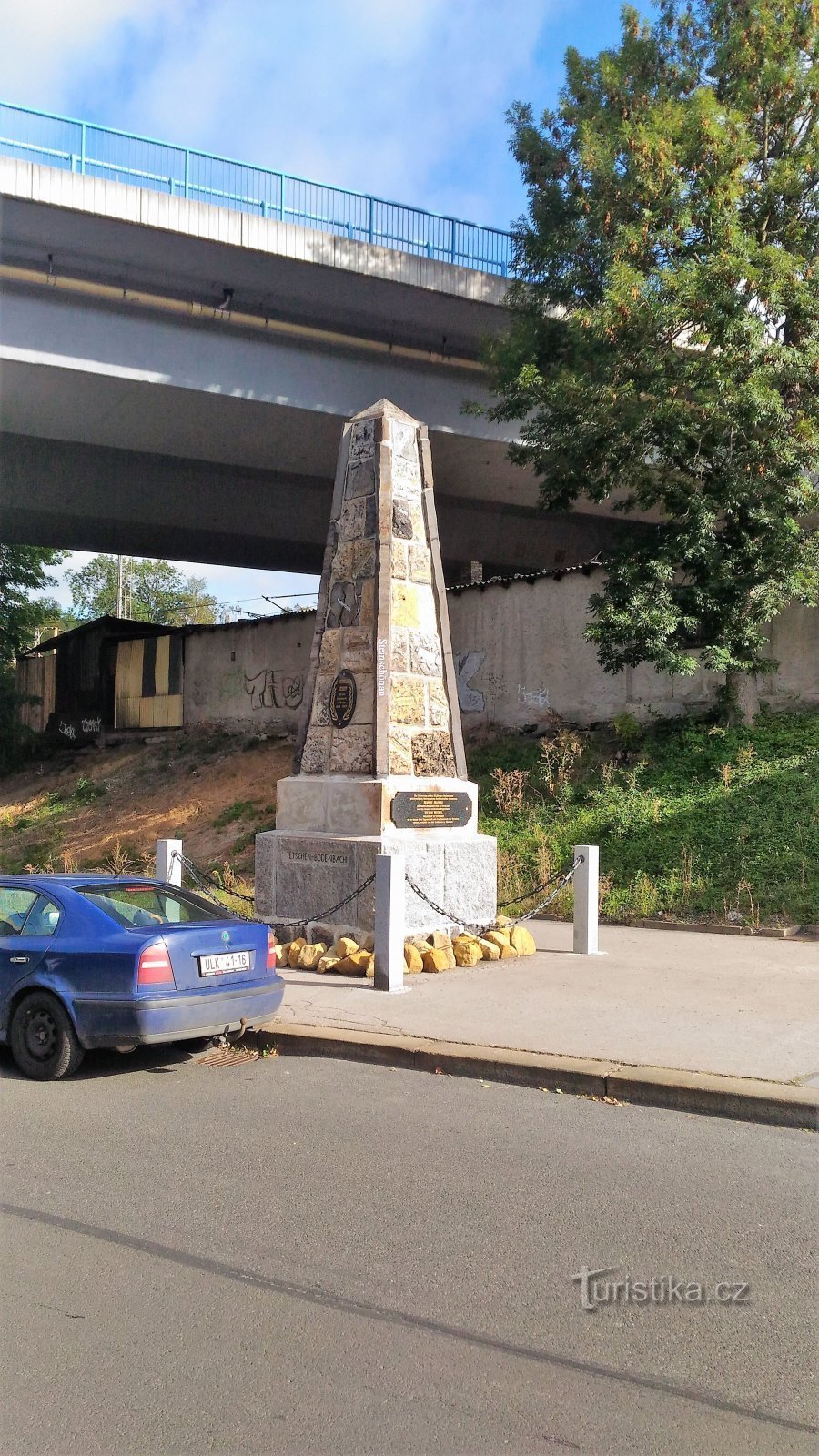 Monument til Bjergforeningen i Tjekkisk Schweiz.