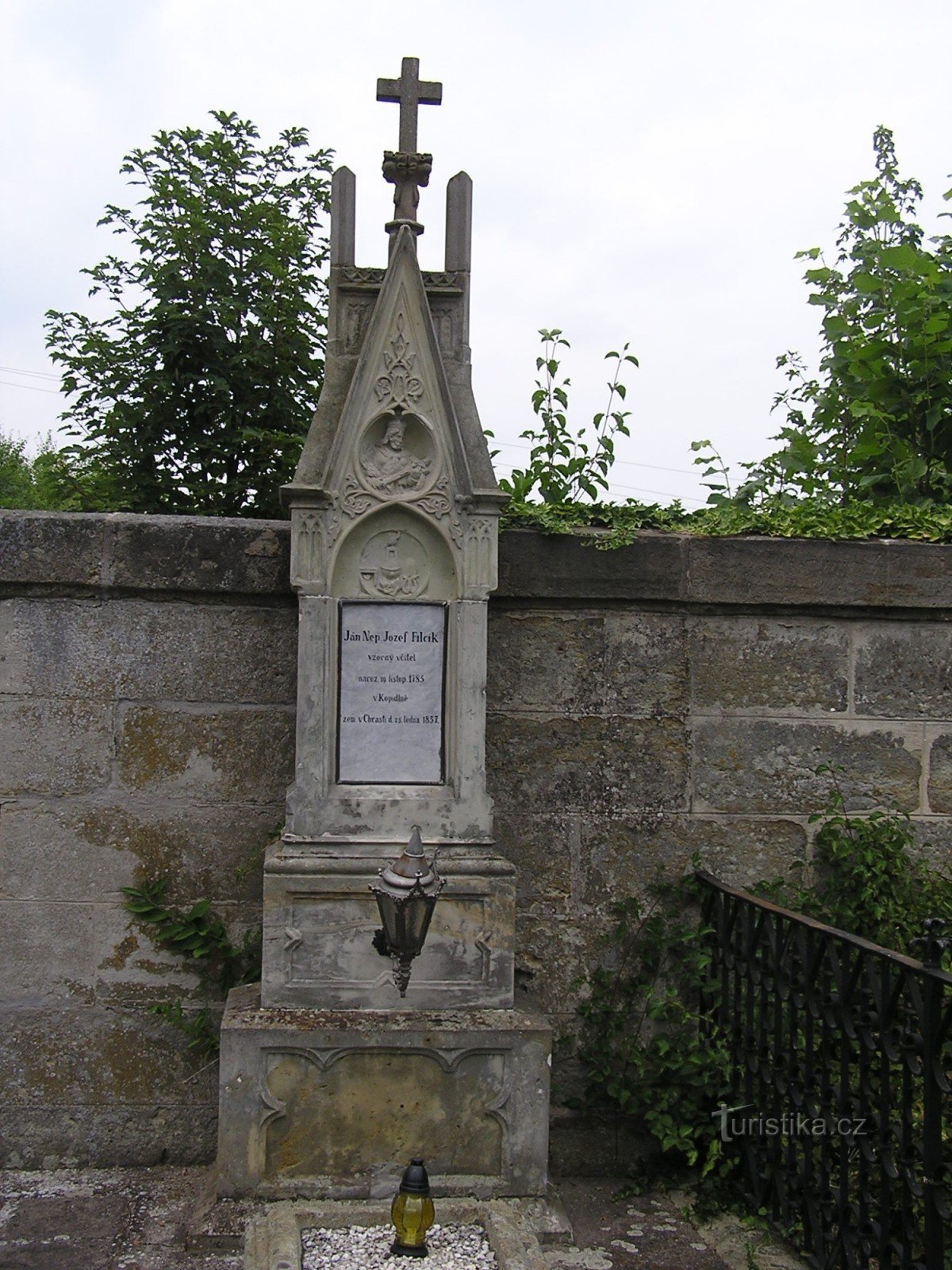 Monument à JN Filcik