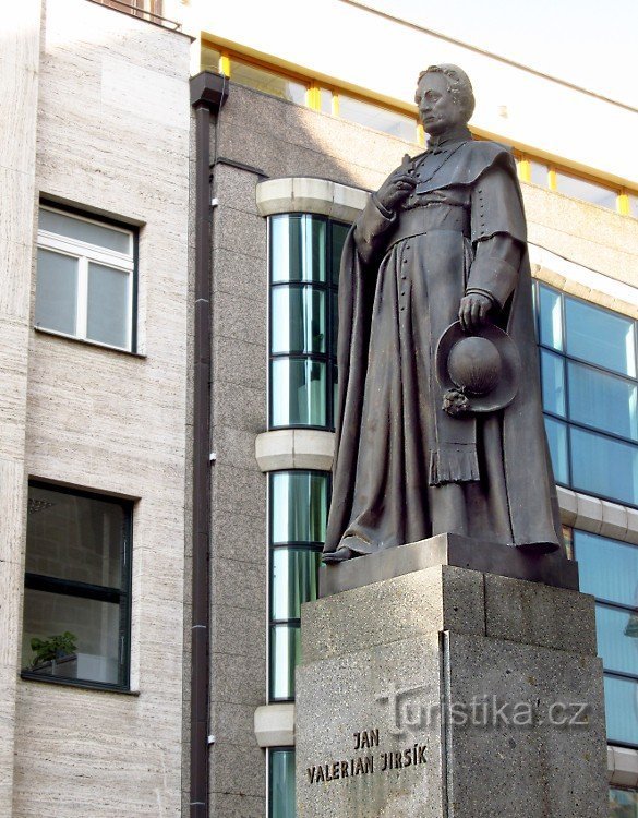 Monument till JV Jirsík - České Budějovice