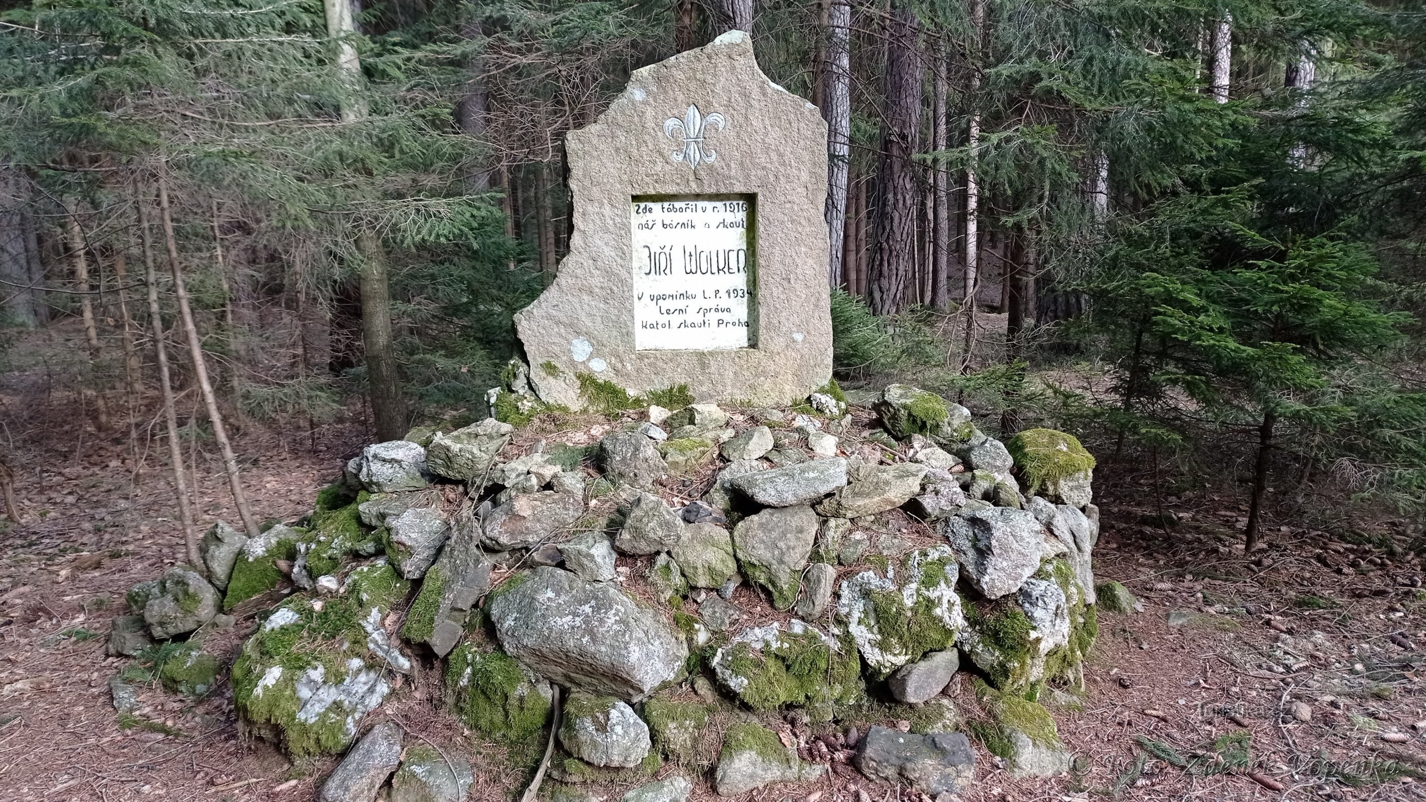 Monument to J. Wolker.