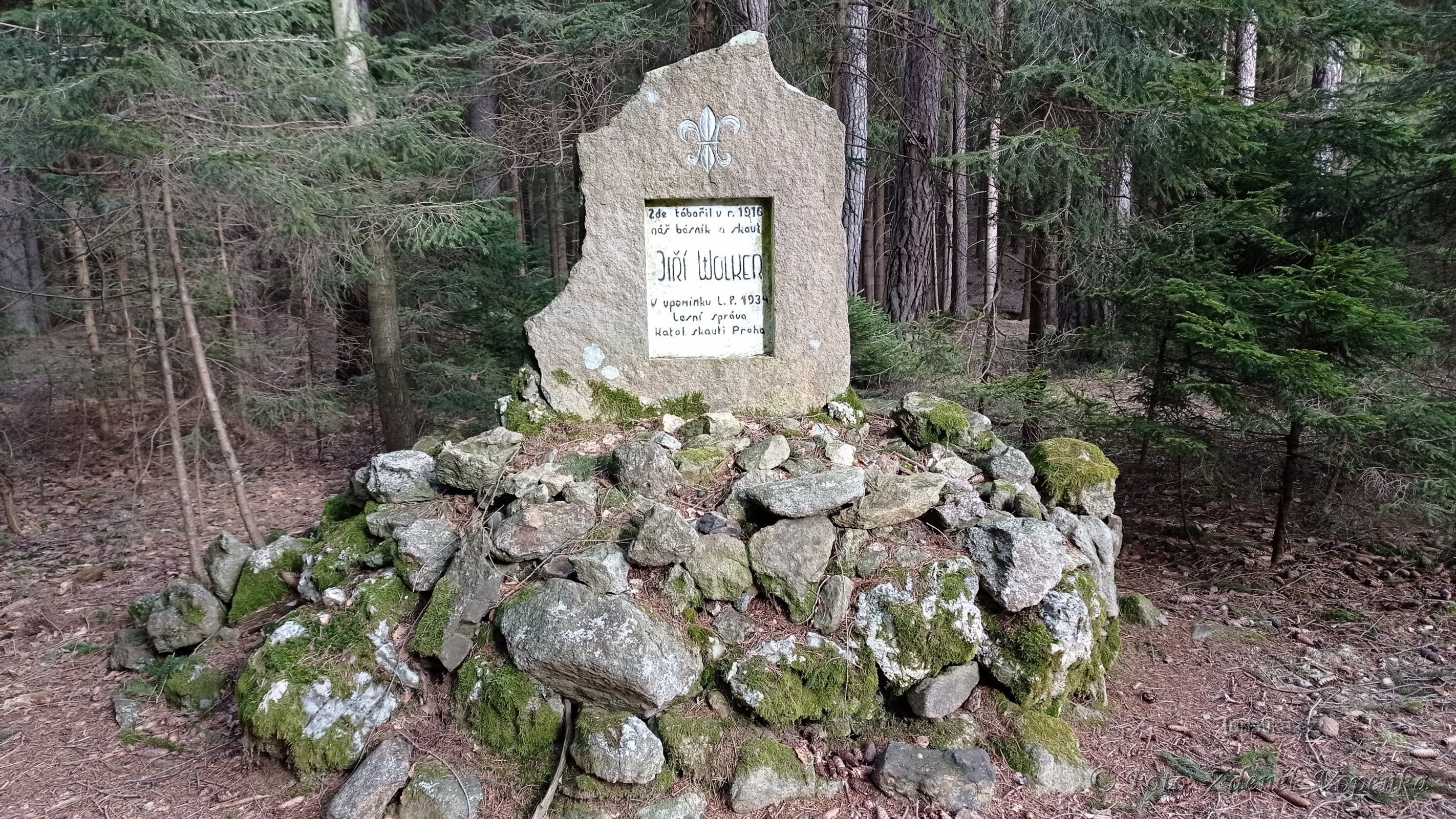 Monument till J. Wolker.