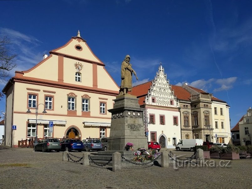 Monumento a Jan Žižka en la plaza Žižka