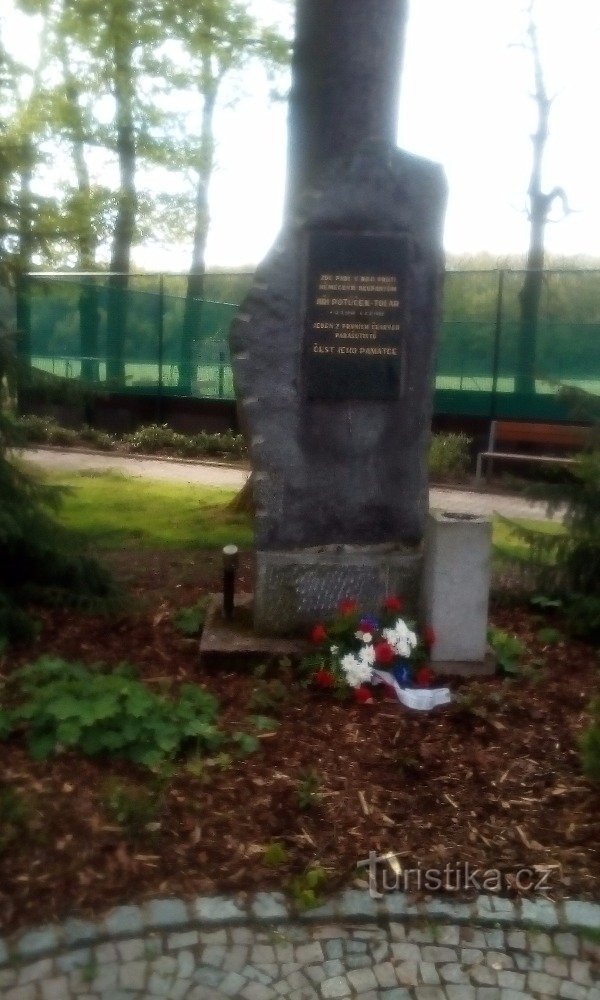 Monument à Jiří Potůček