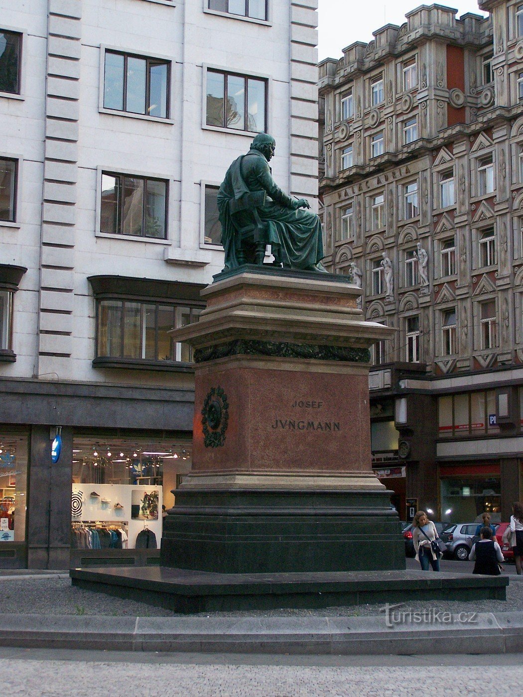 Monument til Josef Jungmann