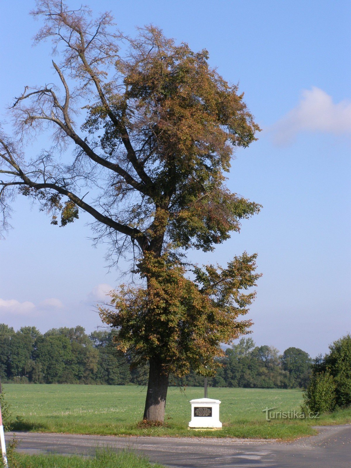 Monument voor Josef Šimek in de buurt van Tura