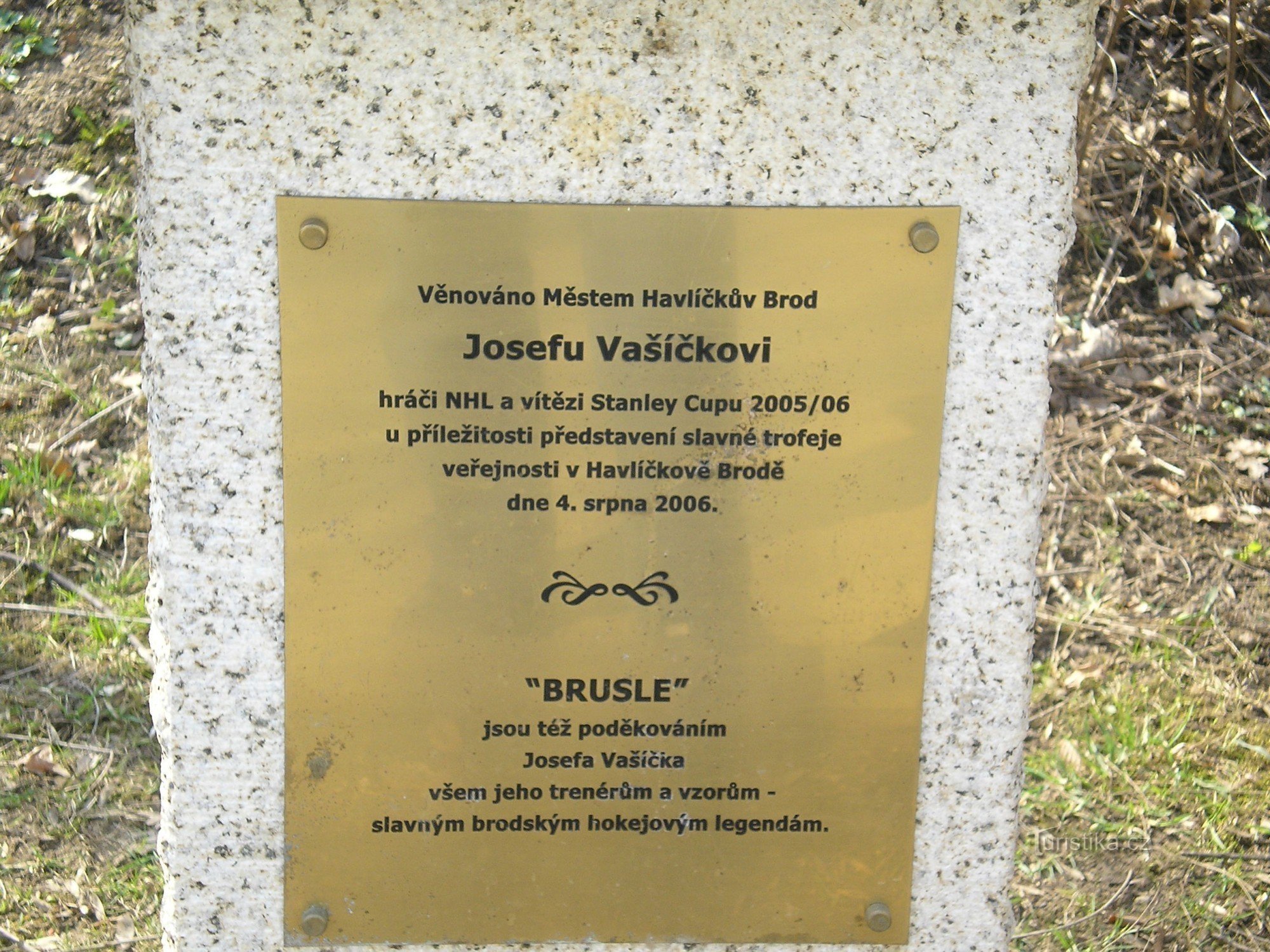 Josef Vašíčekin muistomerkki
