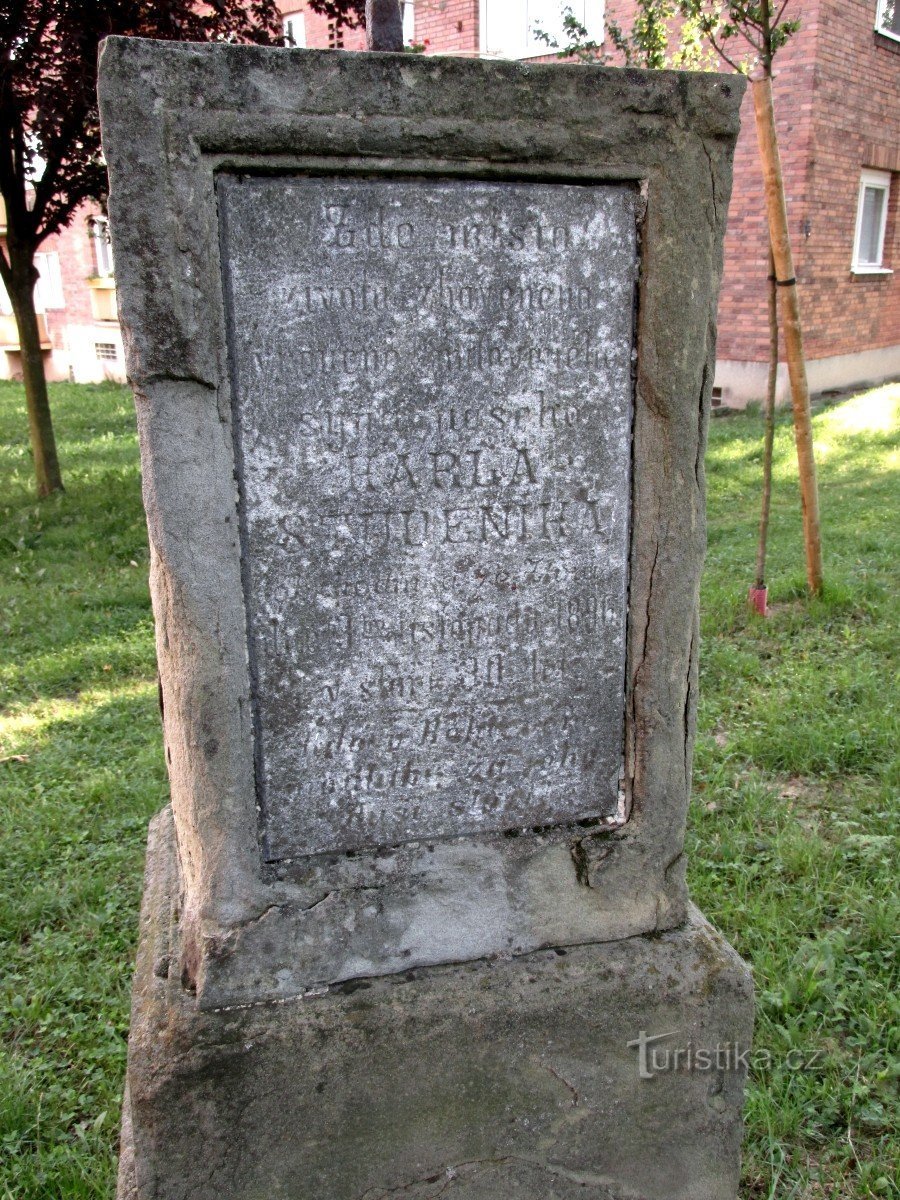 Monument à Karel Studeník