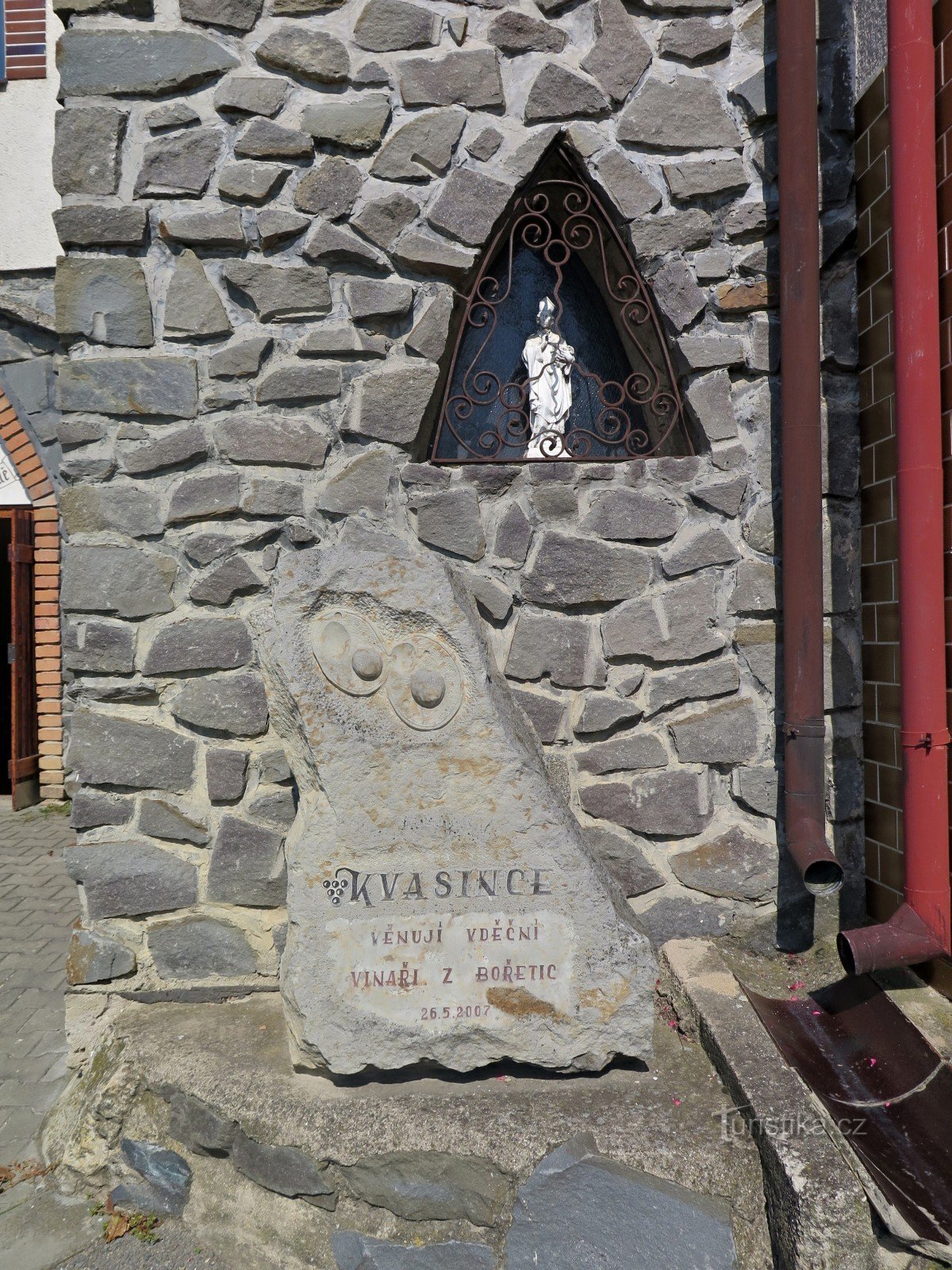 Monumentet av jäst och St. Urban