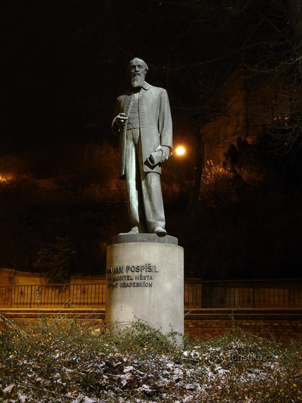 Monument à LJ Pospíšil (Hradec Králové, 10.12.2017)