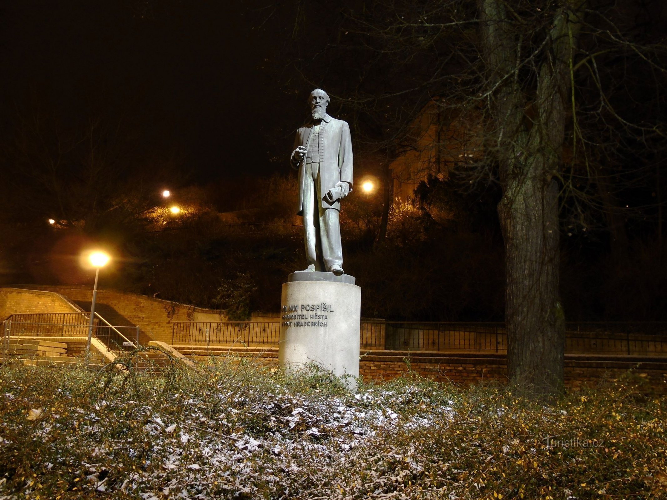 Monument til LJ Pospíšil (Hradec Králové, 10.12.2017)