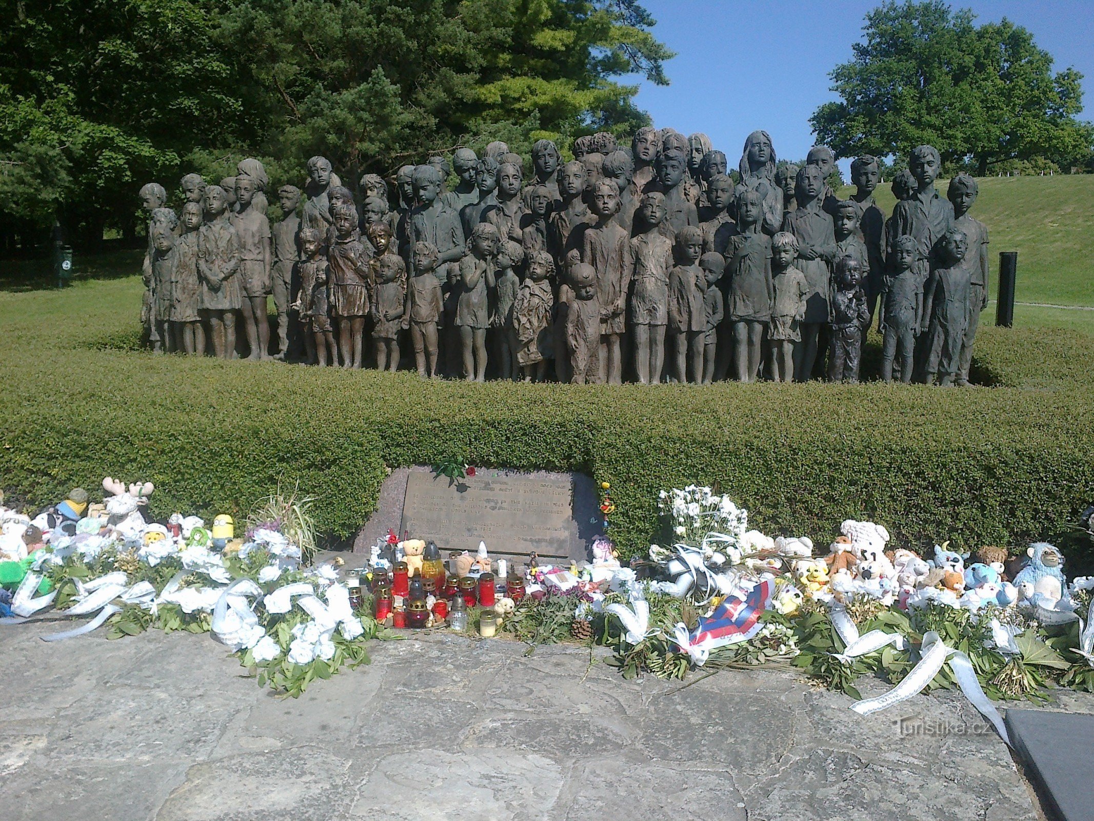 Monument till Lydias barn