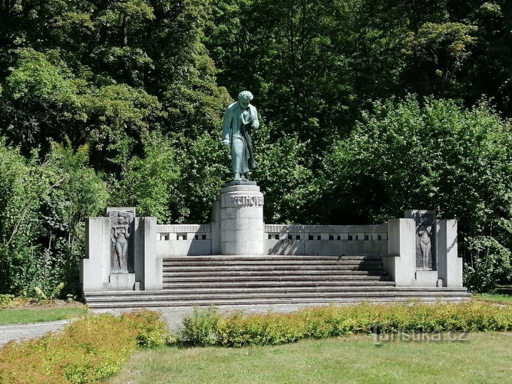 Monument to Ludwig van Beethoven - Karlovy Vary