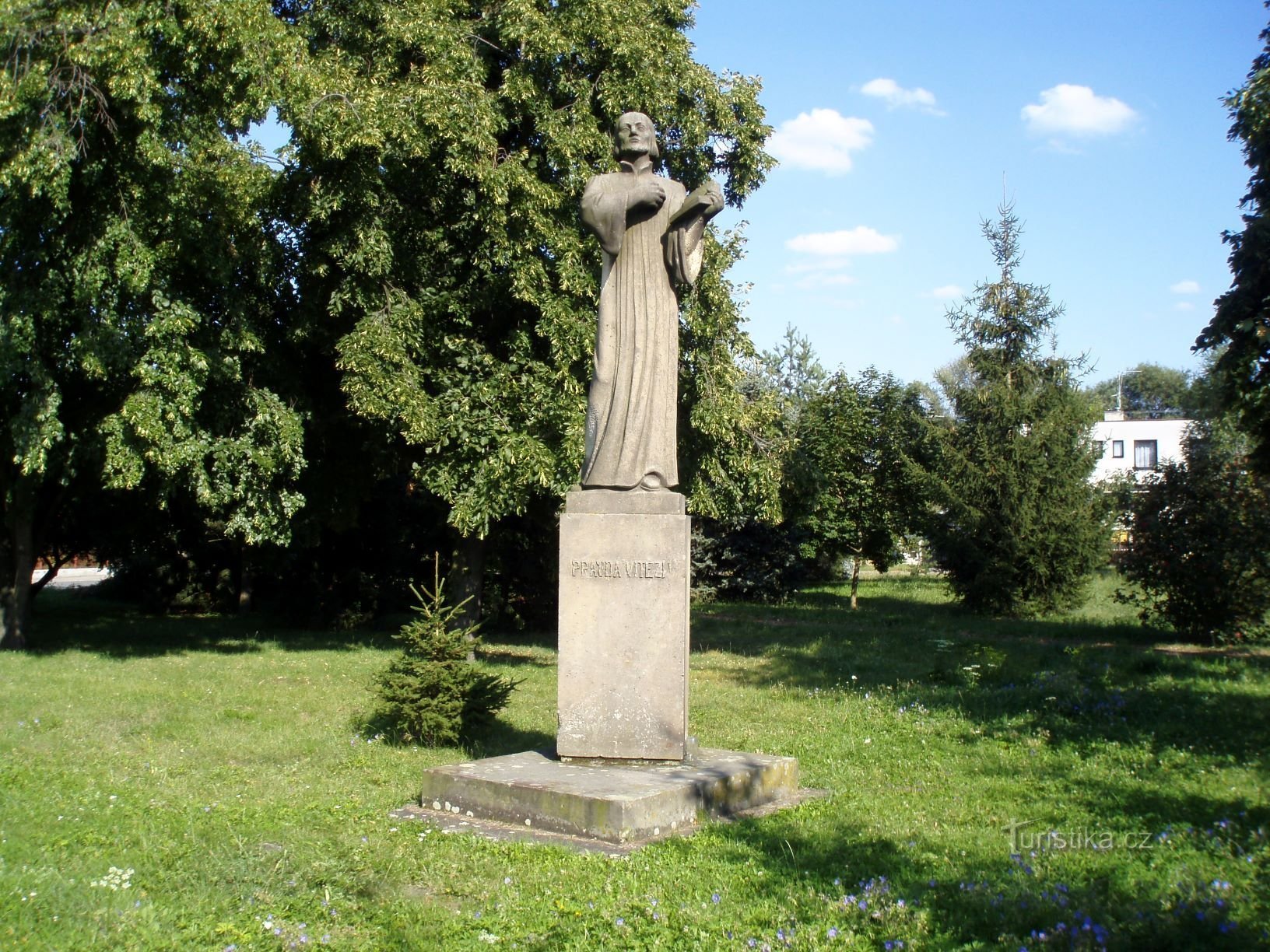 Monumento a MJ Hus a Plotiště nad Labem (Hradec Králové, 1.8.2009 agosto XNUMX)