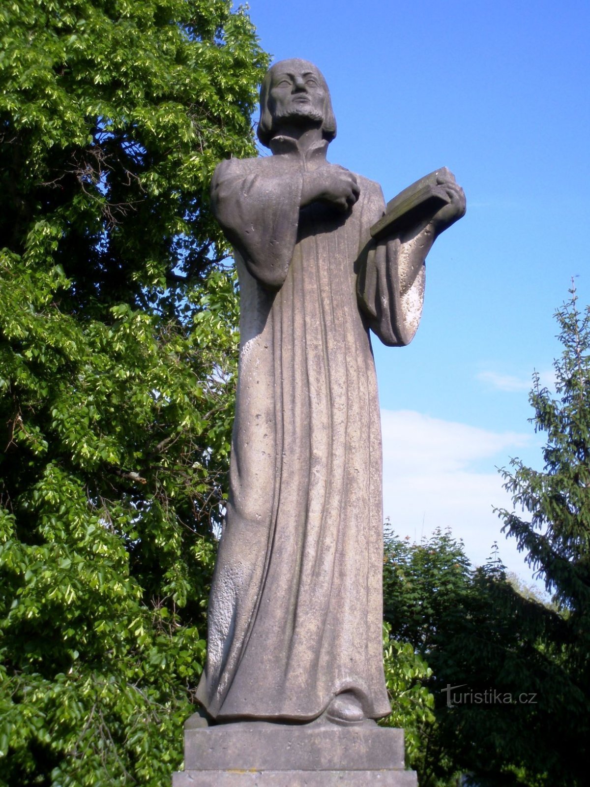 Monument voor MJ Hus in Plotiště nad Labem (Hradec Králové, 18.5.2011 augustus XNUMX)