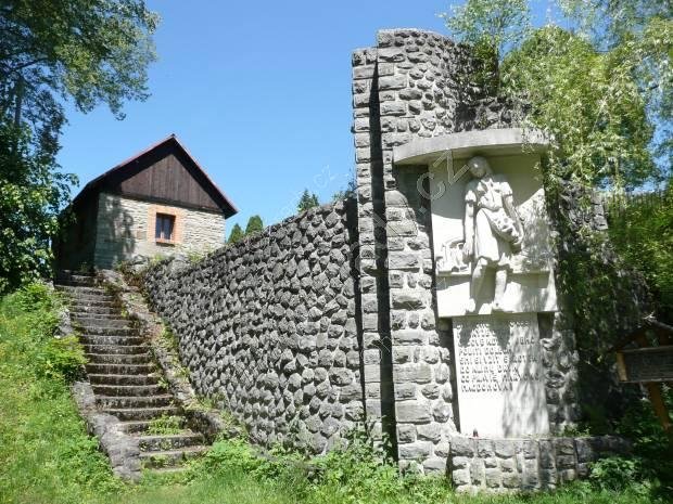 pomník Maryčky Magdonové