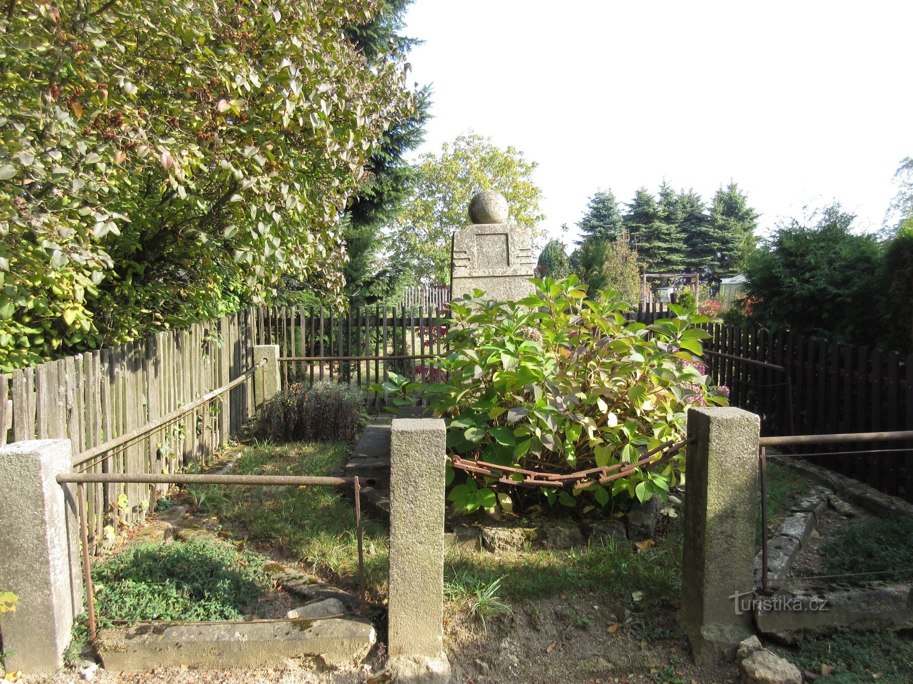 Milíre Monument - a memorial to the victims of the First World War