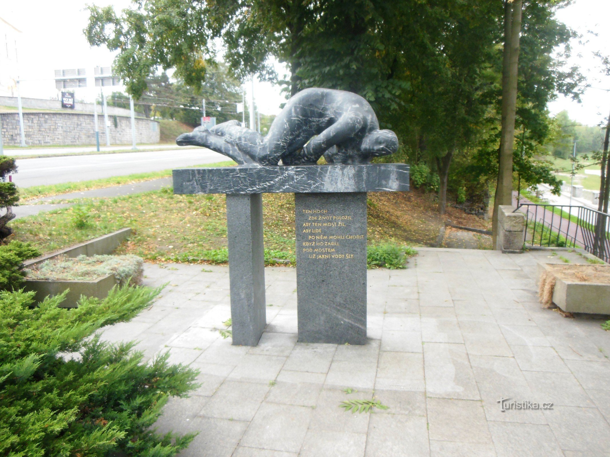 Monument till Miloš Sykora