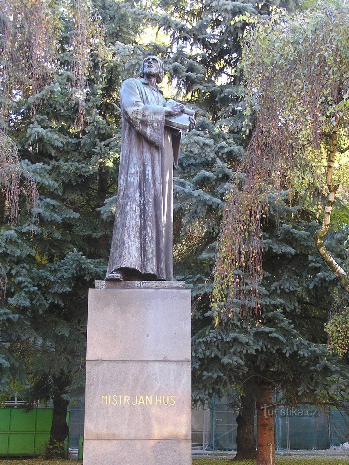 Monumentul maestrului Jan Hus