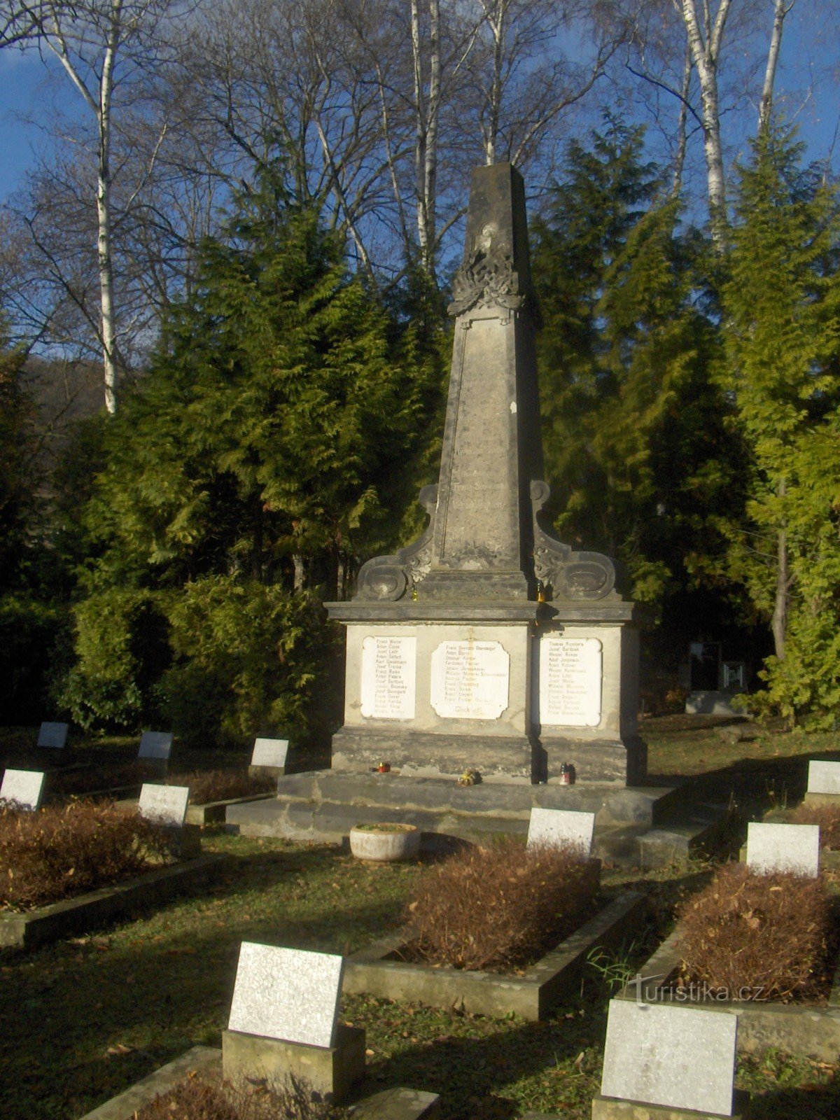 Monument ter herdenking van de mijntragedie bij de Jupiter-mijn.