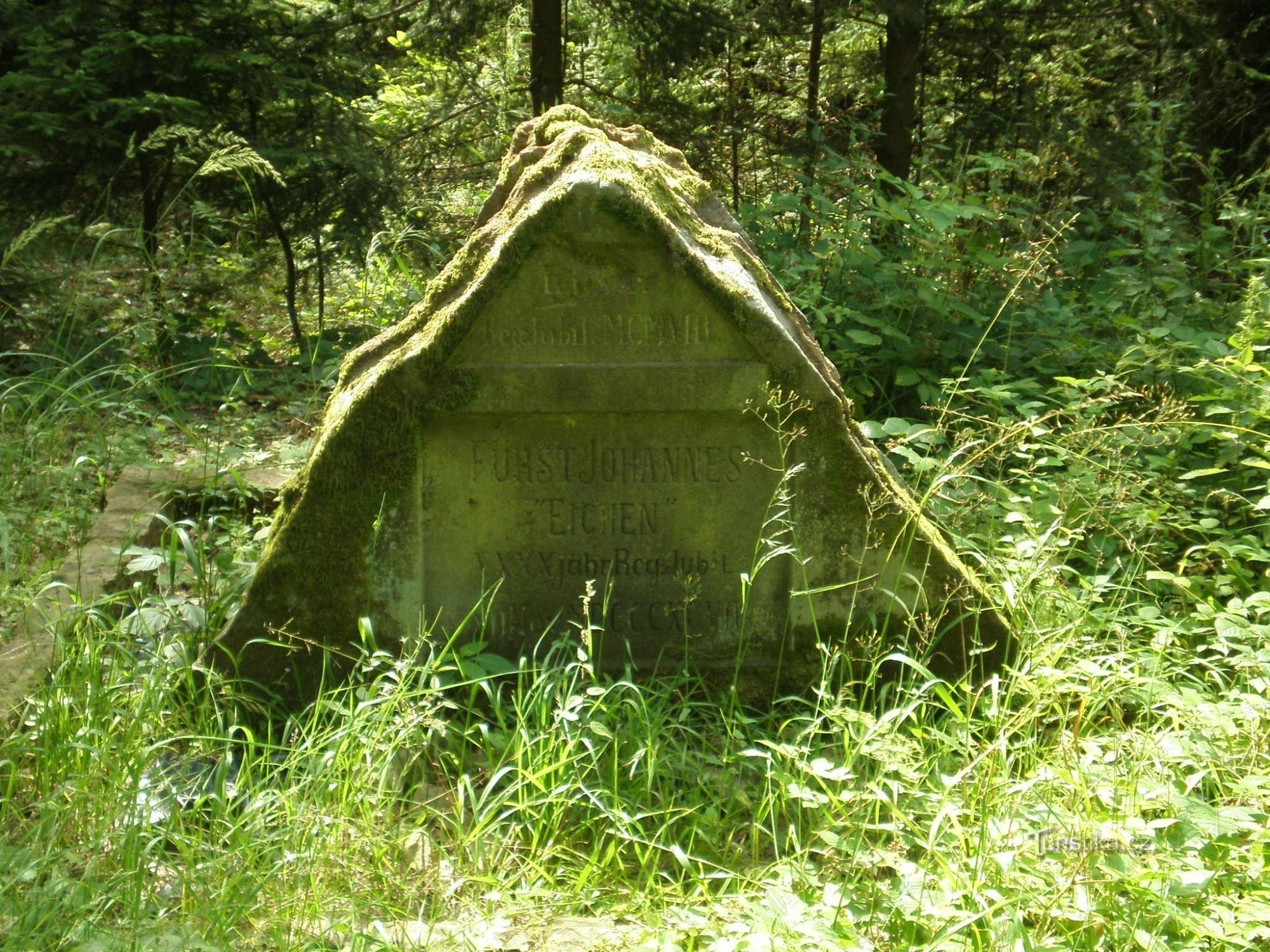 Monument på Třebovské-væggene