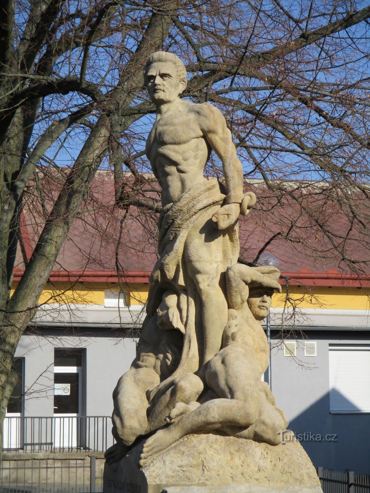 Pomník obětem 1. a 2. světové války (Stěžery, 5.4.2020)