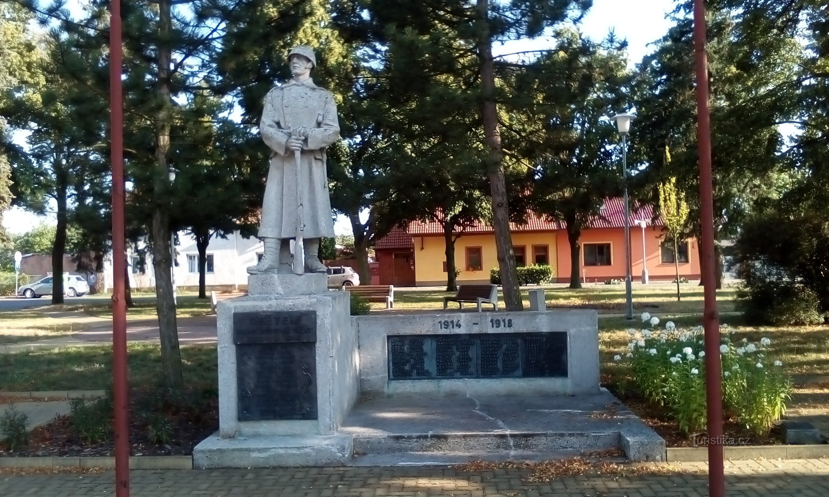 Monument for ofrene for 1. og 2. Verdenskrig i Rosice
