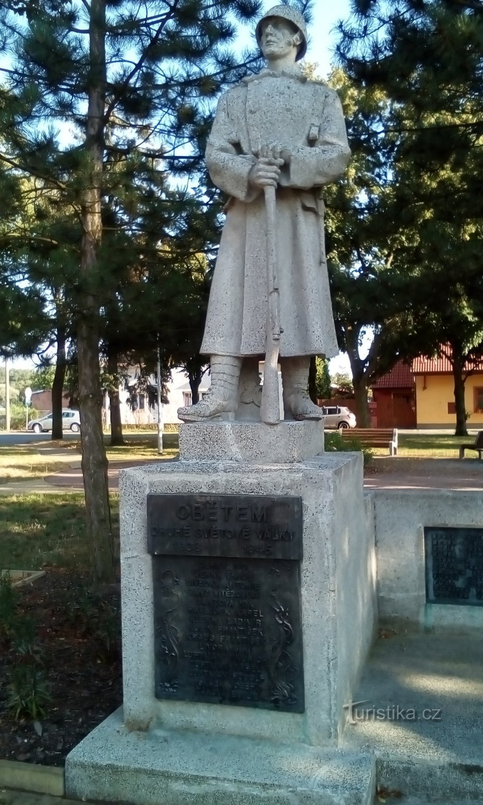 Monument for ofrene for 1. og 2. Verdenskrig i Rosice