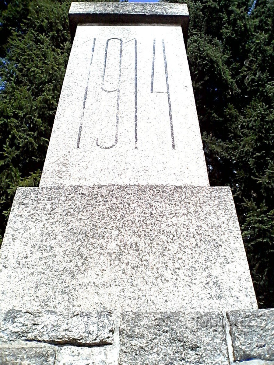 フラニチュナーにある第一次世界大戦の犠牲者の記念碑