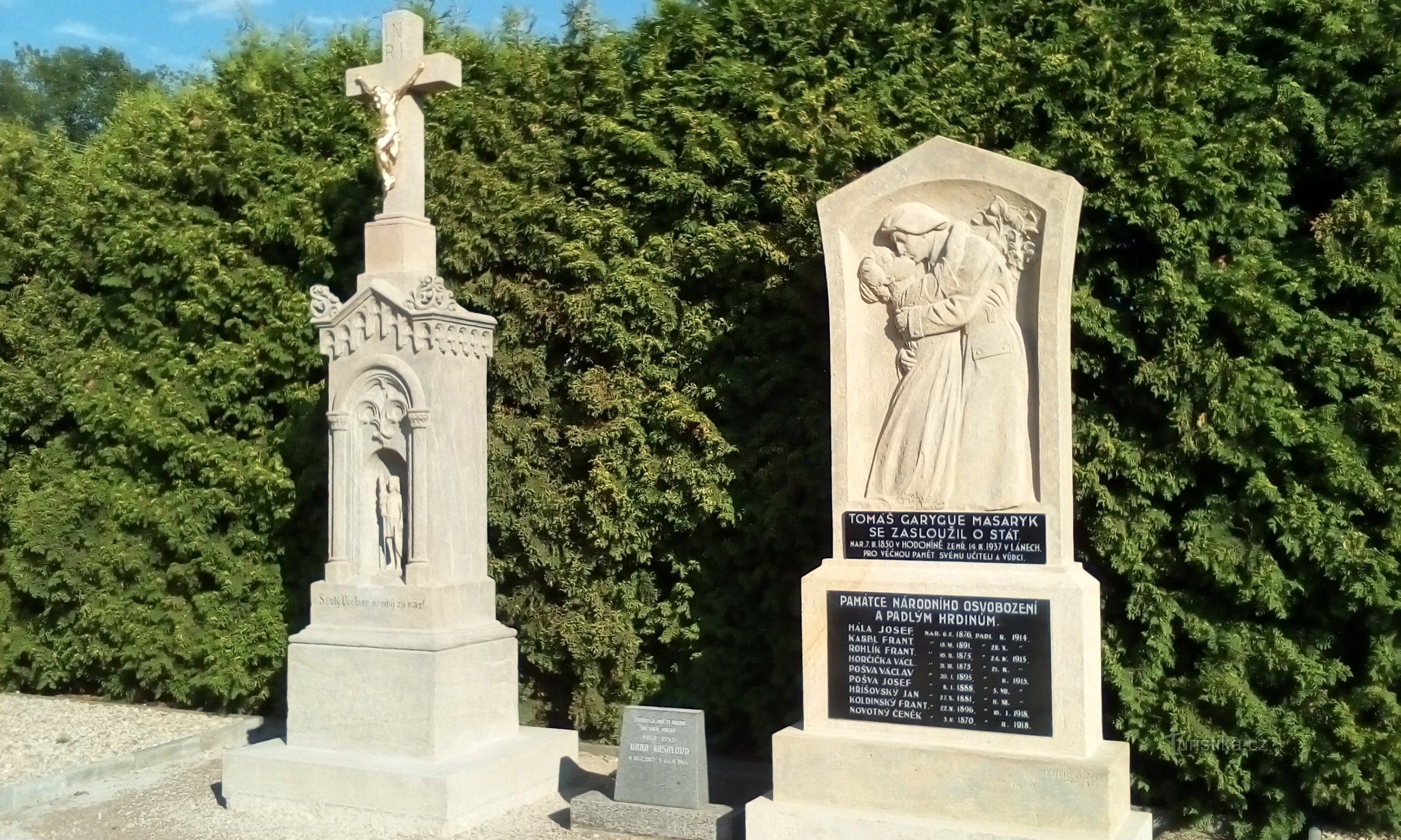 Monument till offren för första världskriget i Srnojedy