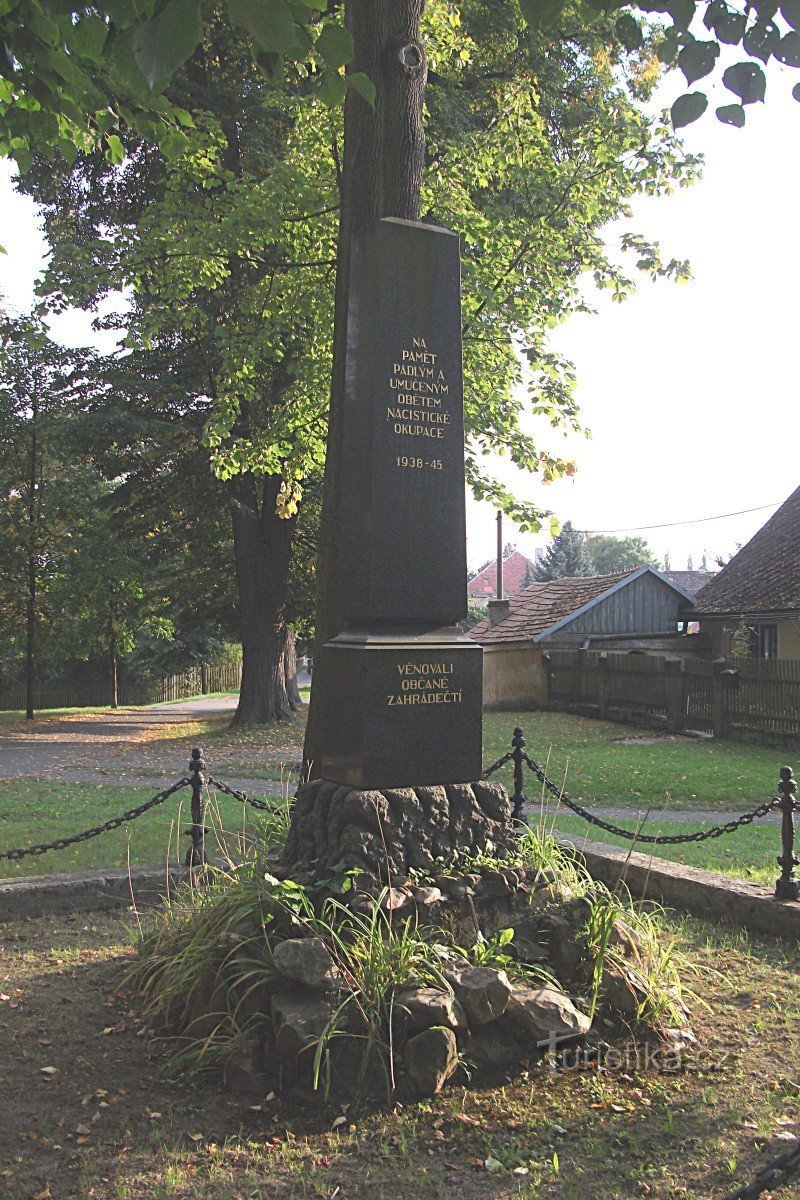 Denkmal für die Opfer des Zweiten Weltkriegs in Zahrádky