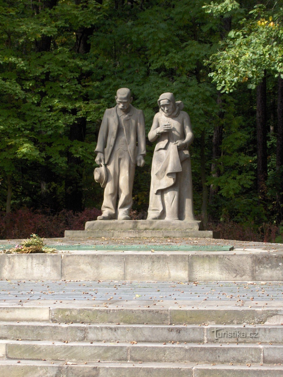 um monumento às vítimas do desastre da mineração