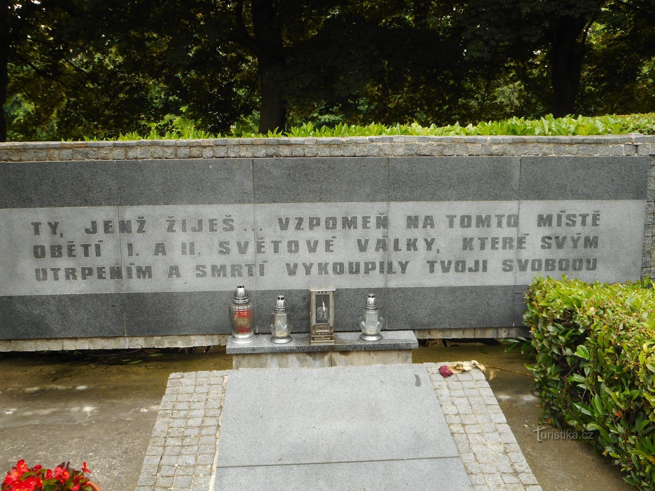 Monument for ofrene for XNUMX. og XNUMX. verdenskrig Verdenskrig i Chrudim