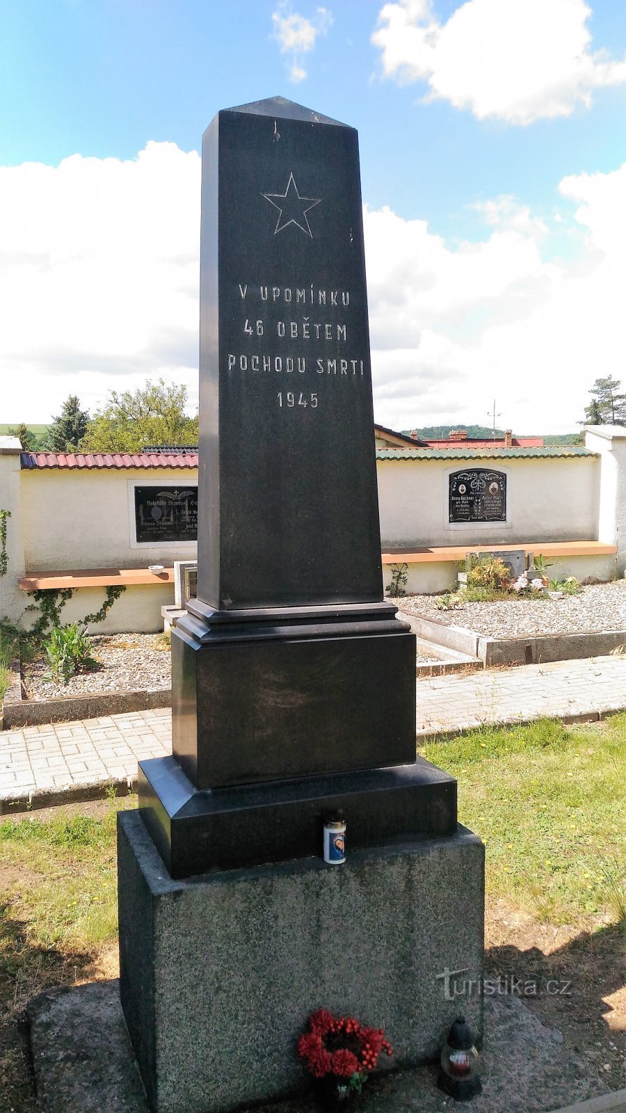 Monument till offren för dödsmarschen i Rtyna nad Bílinou.