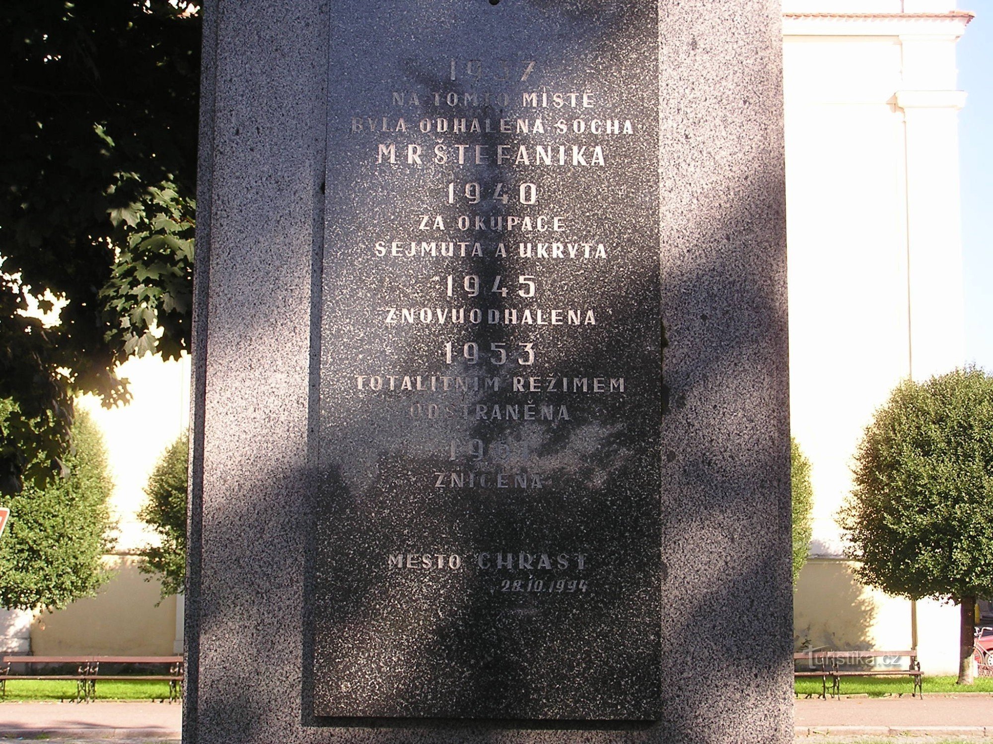 Monumento a las víctimas de las guerras