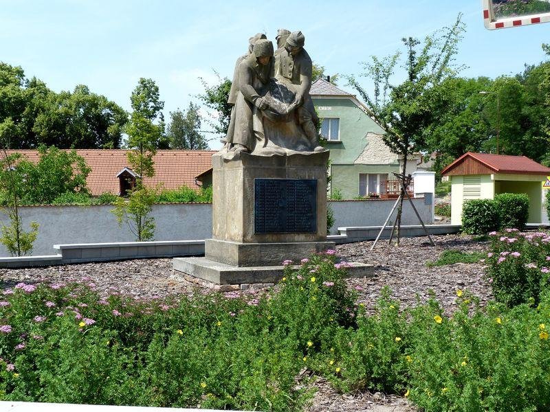 pomník obětem války