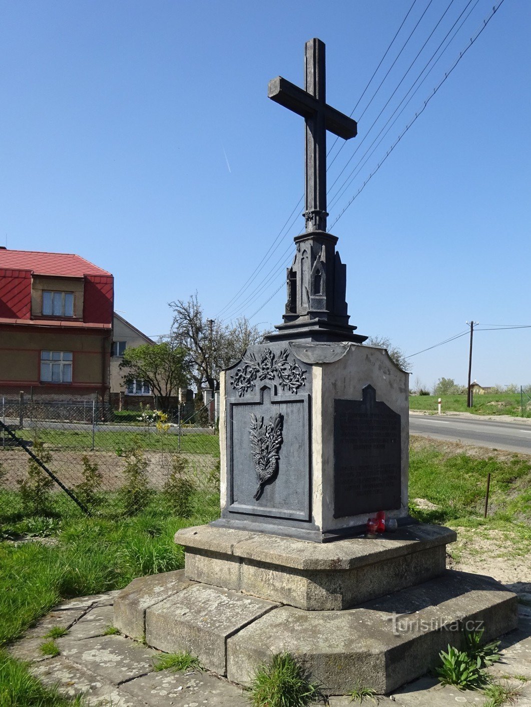 Denkmal für die Opfer des Krieges von 1866 – Kloster Hradiště nad Jizerou