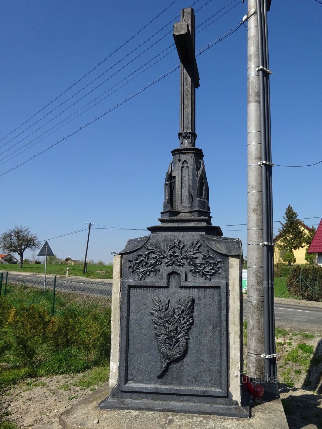 Az 1866-os háború áldozatainak emlékműve – Hradiště nad Jizerou kolostor