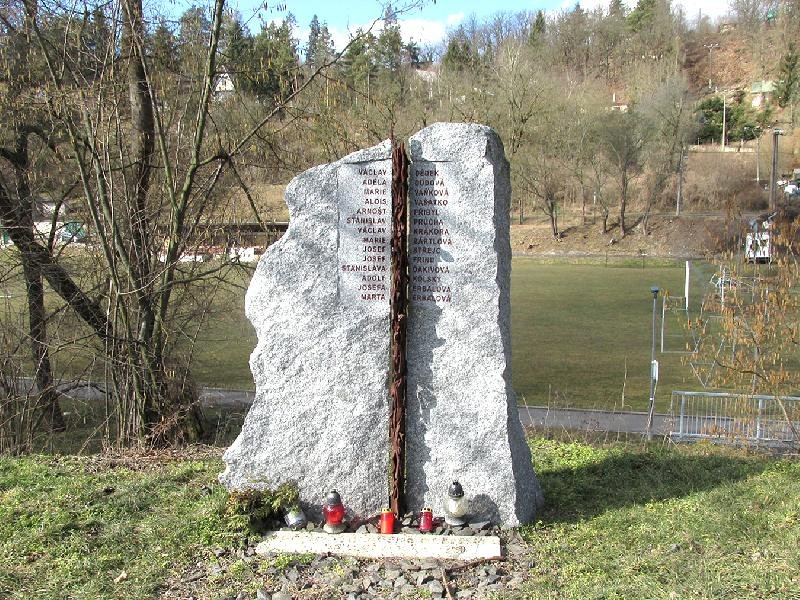 pomník obětem vlakového neštěstí