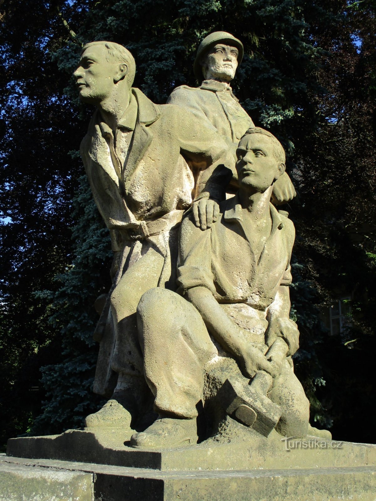 A második világháború ellenállásának és áldozatainak emlékműve (Smiřice, 2. június 2.6.2019.)
