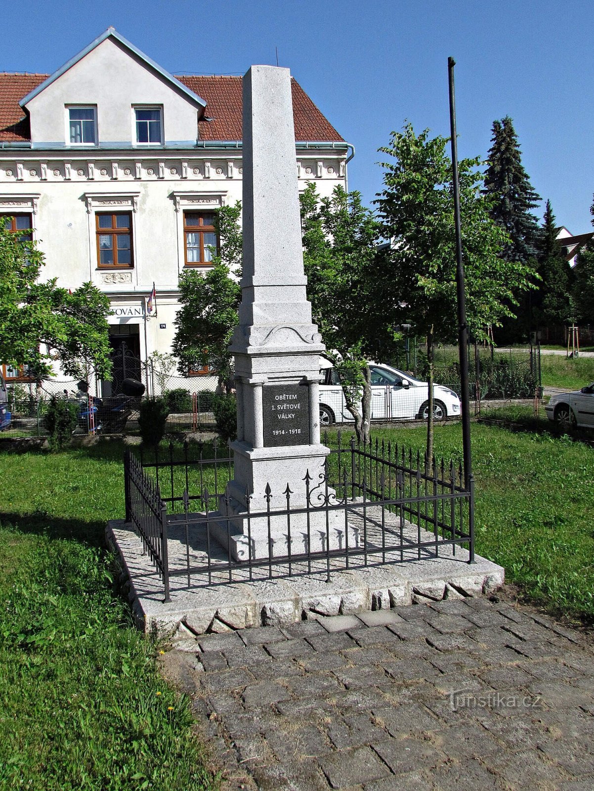 Monument for befrielsen den 9. maj