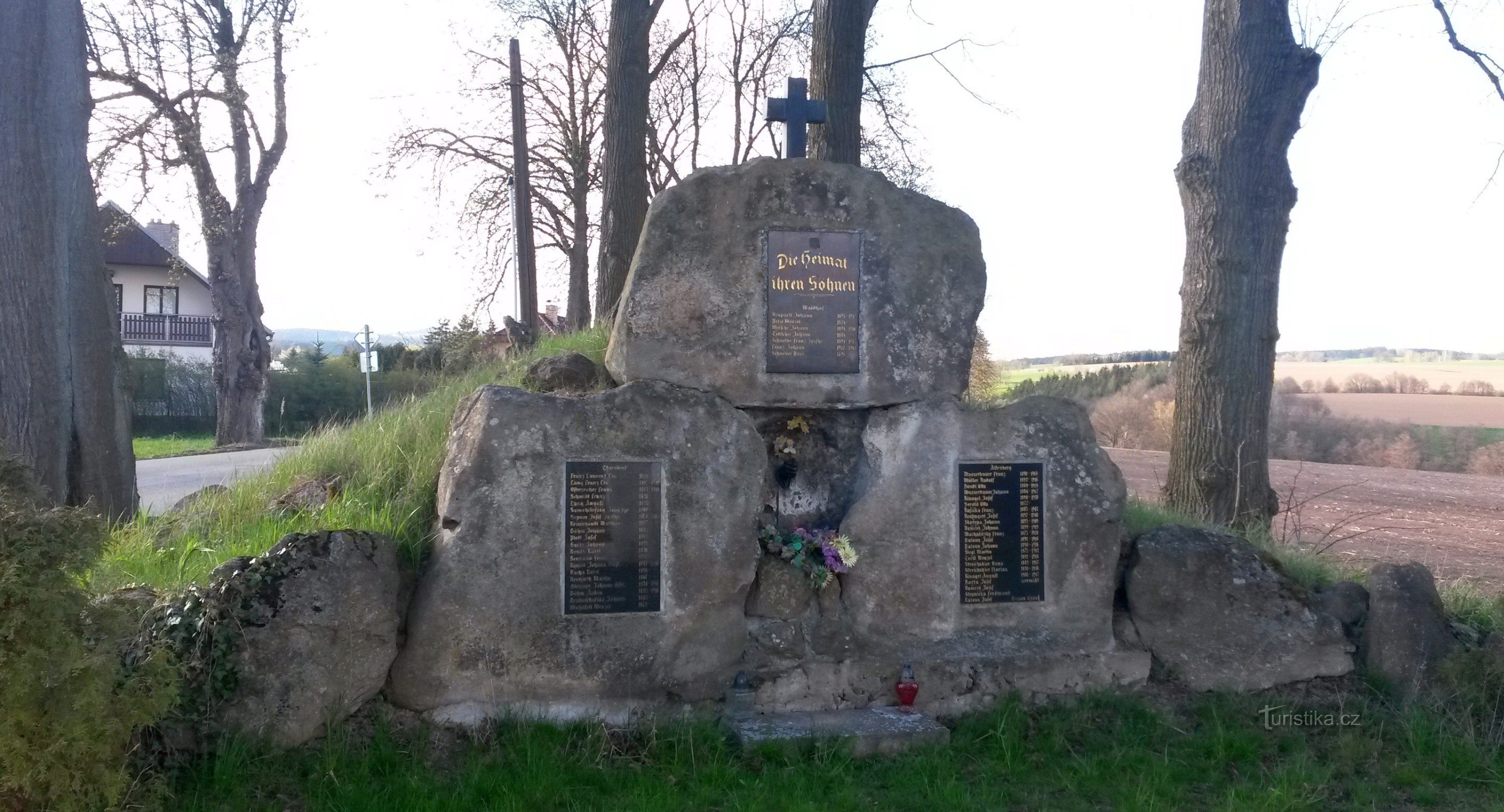 monument voor de gevallenen