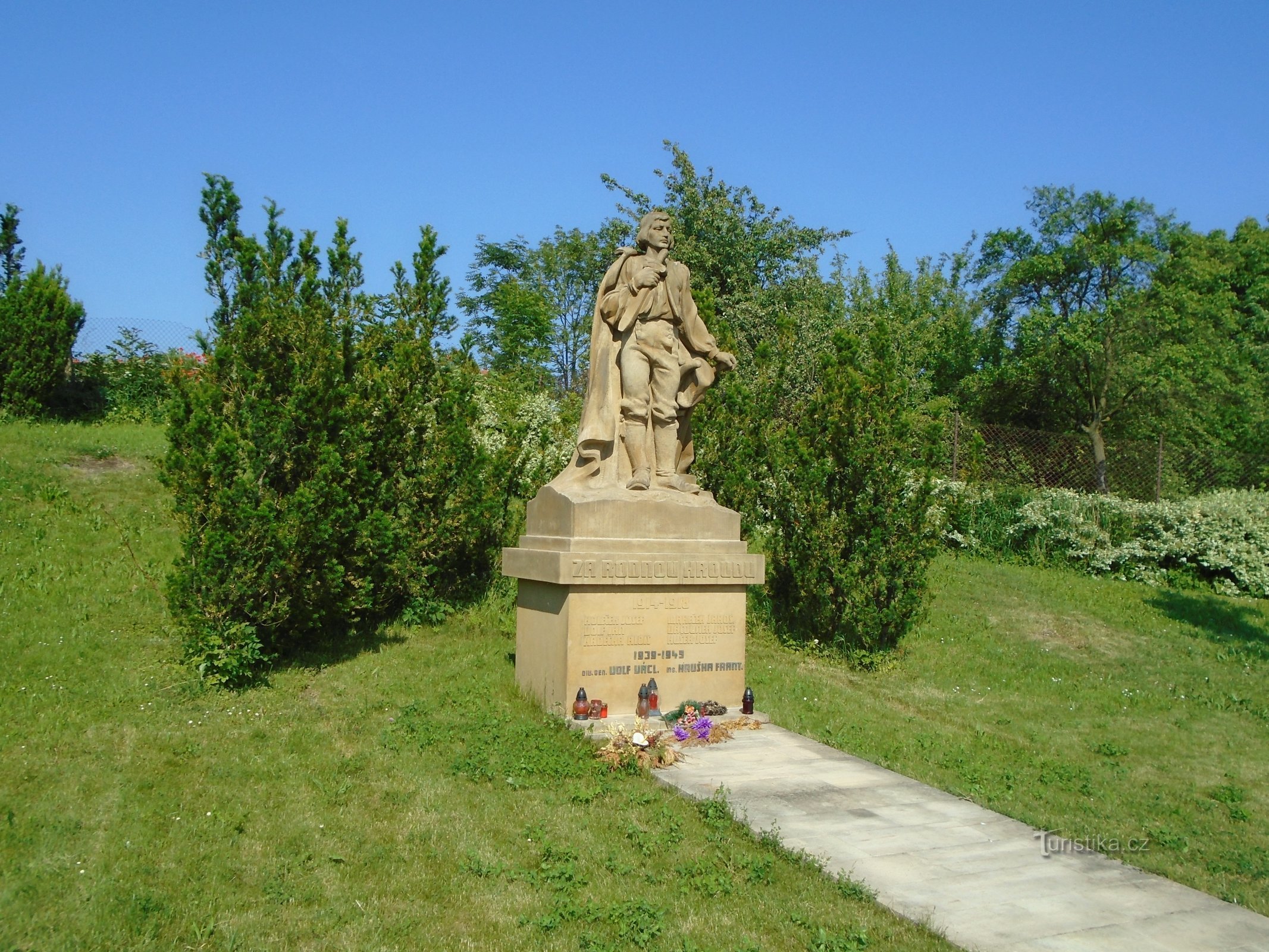 Пам'ятник полеглим (Маслоєди)